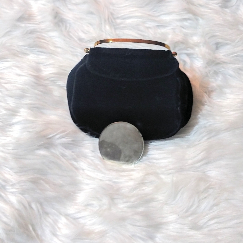Vintage Black Velvet purse - Picture 4 of 8
